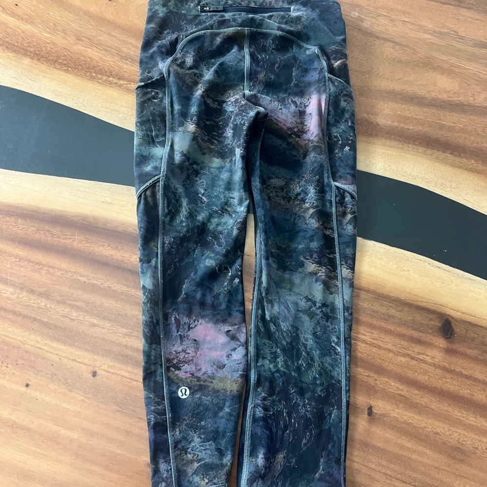 lulu lemon knee high leggings